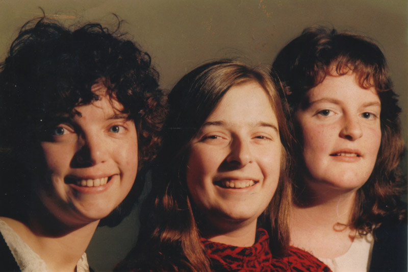 (L-R) Elspeth McNeill, Pauline Kennedy-Woodward, Yvonne Gaston (former President)
